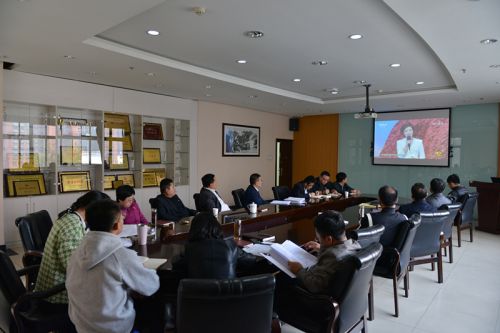学院党委组织师生党员观看《榜样4》专题节目