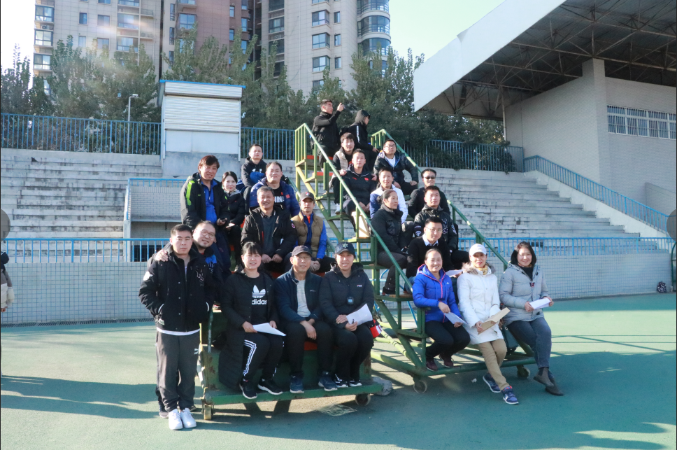 我校举行2019年纪念“12•9”运动暨阳光体育半程马拉松接力比赛