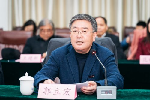 陕西日报社“全媒体行动”来校开展集中采访