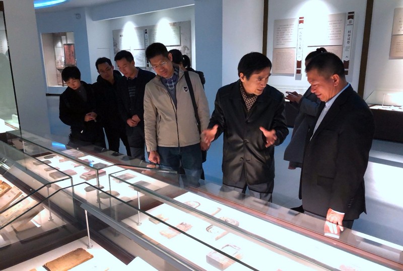佛山科学技术学院纪委书记许晓珠一行来校调研交流