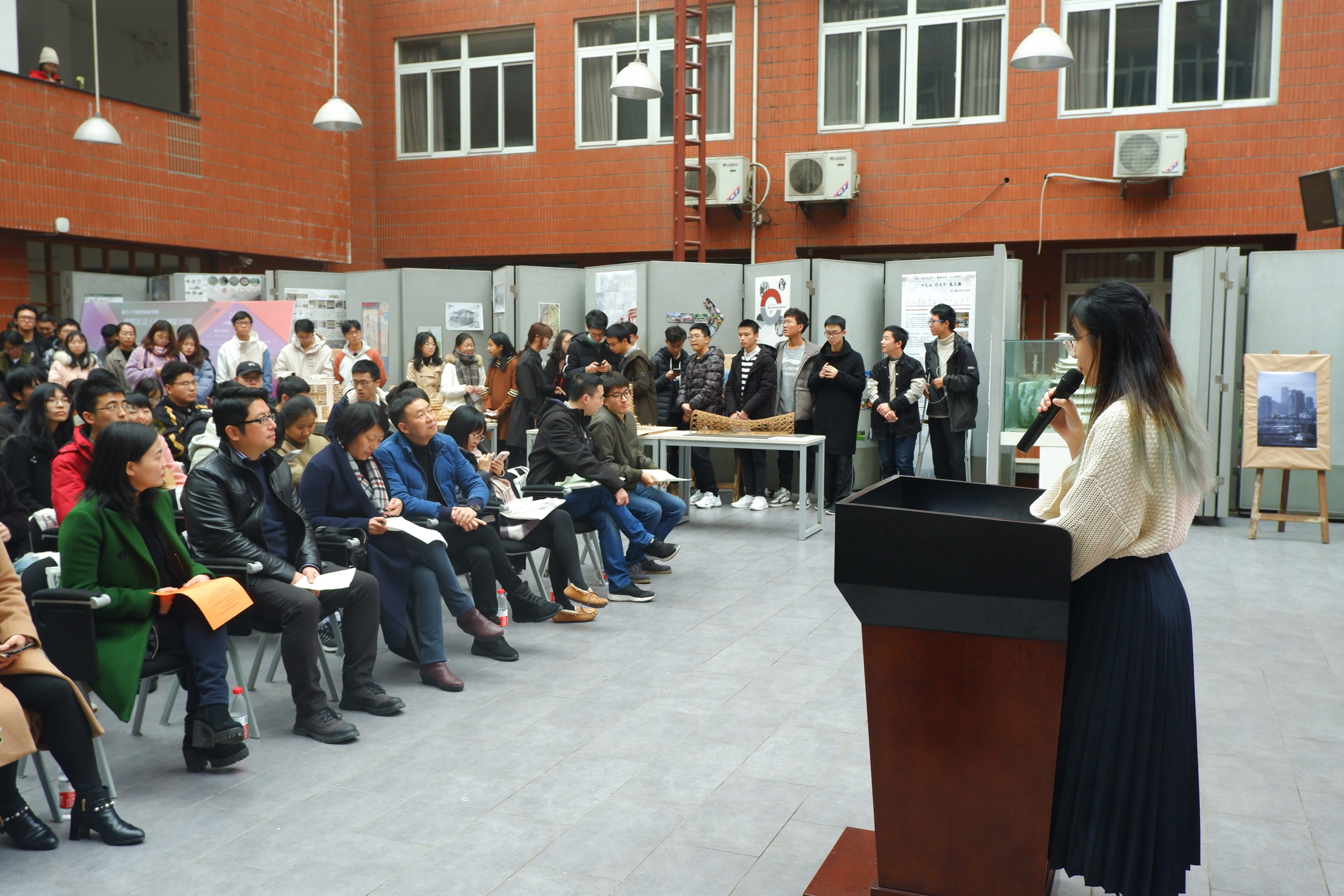 建筑城规学院第26届建筑年会32周年纪念活动开幕