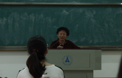 熊毅：以经济学眼光追寻幸福