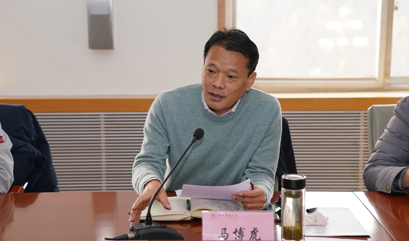 我校召开“不忘初心牢记使命”主题教育评价座谈会