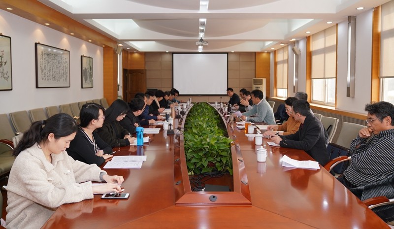 我校召开“不忘初心牢记使命”主题教育评价座谈会