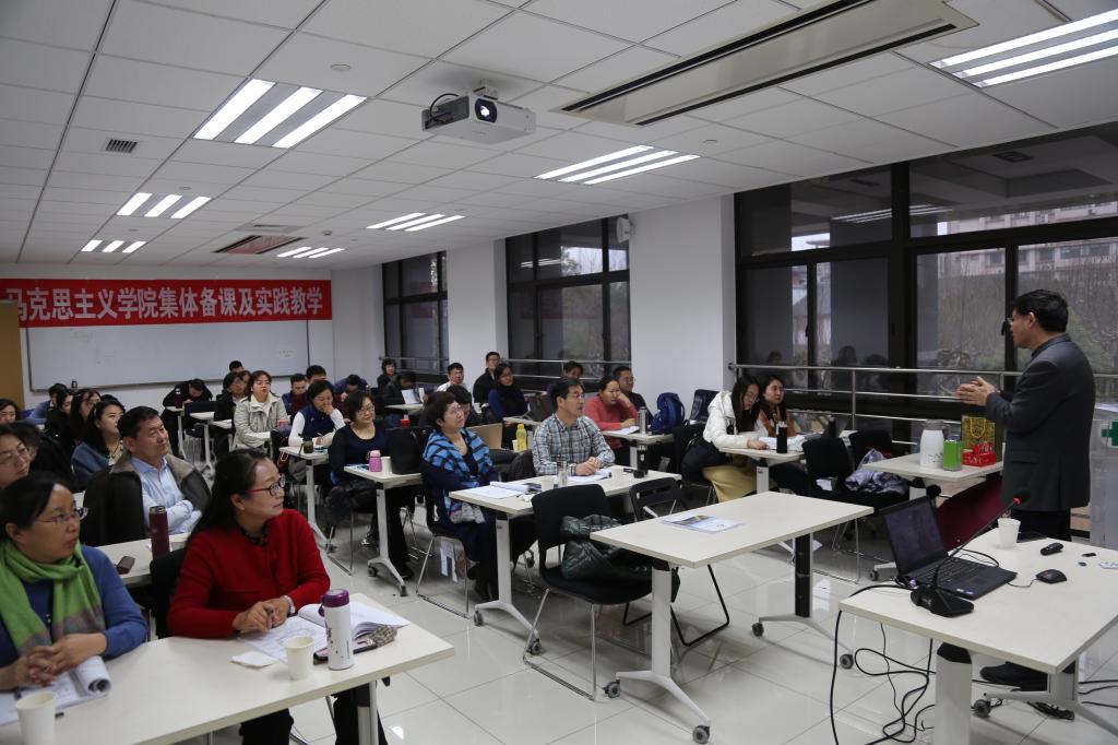 马克思主义学院全体教师赴上海集体备课并开展现场教学