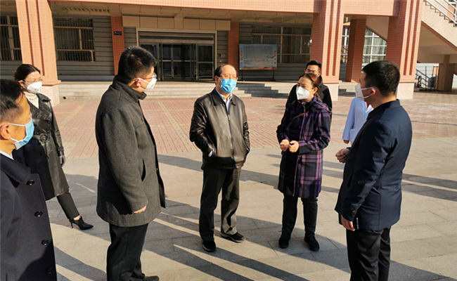 校领导检查指导山大附中疫情防控工作