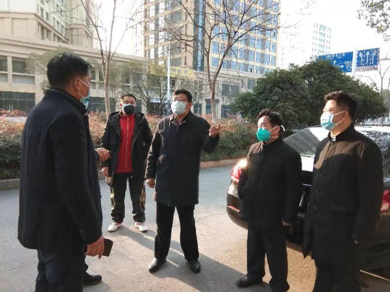 【黄师抗疫】校领导实地检查指导学校疫情防控工作