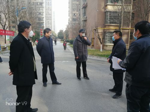 校工会慰问学校疫情防控一线工作人员