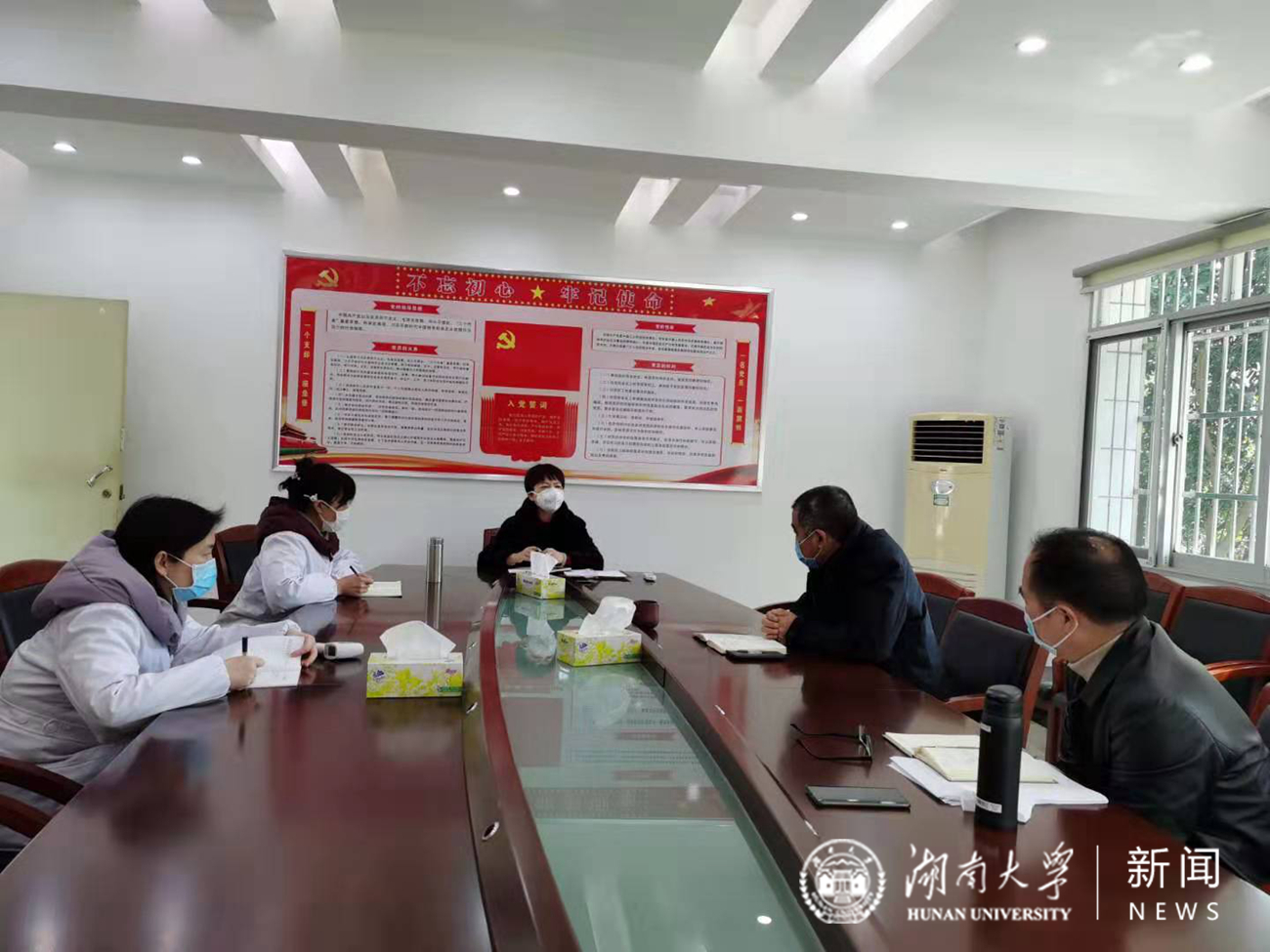 决胜疫情防控｜校医冲锋在前!