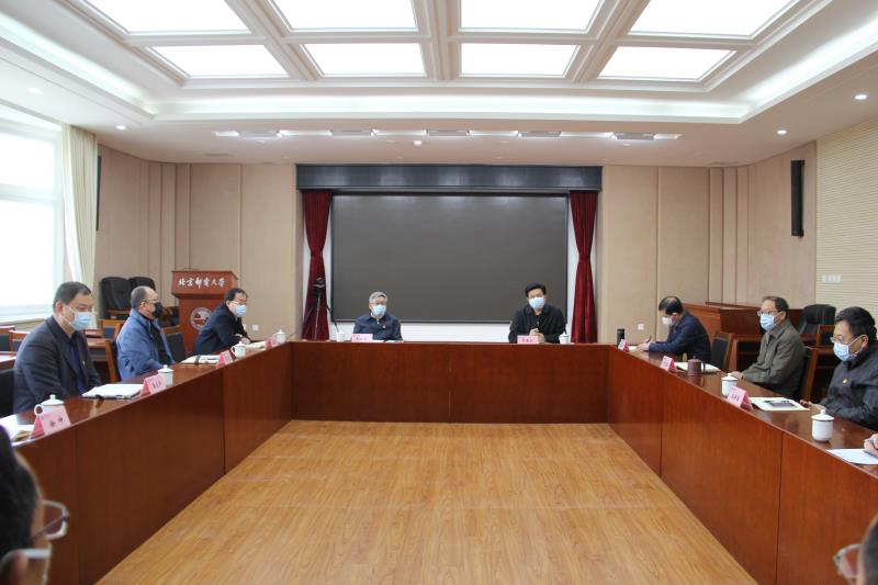 北京邮电大学召开疫情防控工作领导小组第七次会议