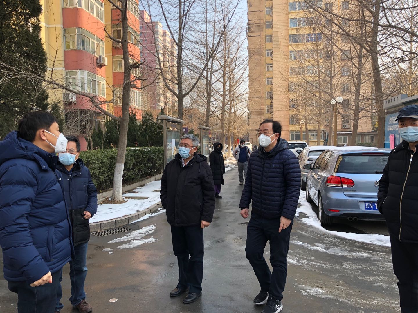 校党委书记吴建伟一行检查校园疫情防控工作