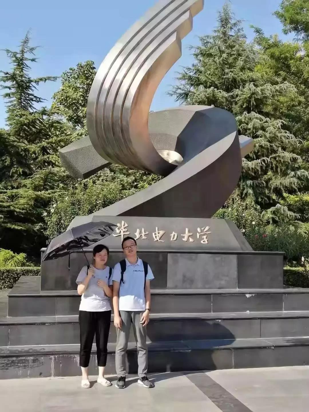 儿子给抗击疫情妈妈的一封信：妈妈，我回来了，而您还在一线