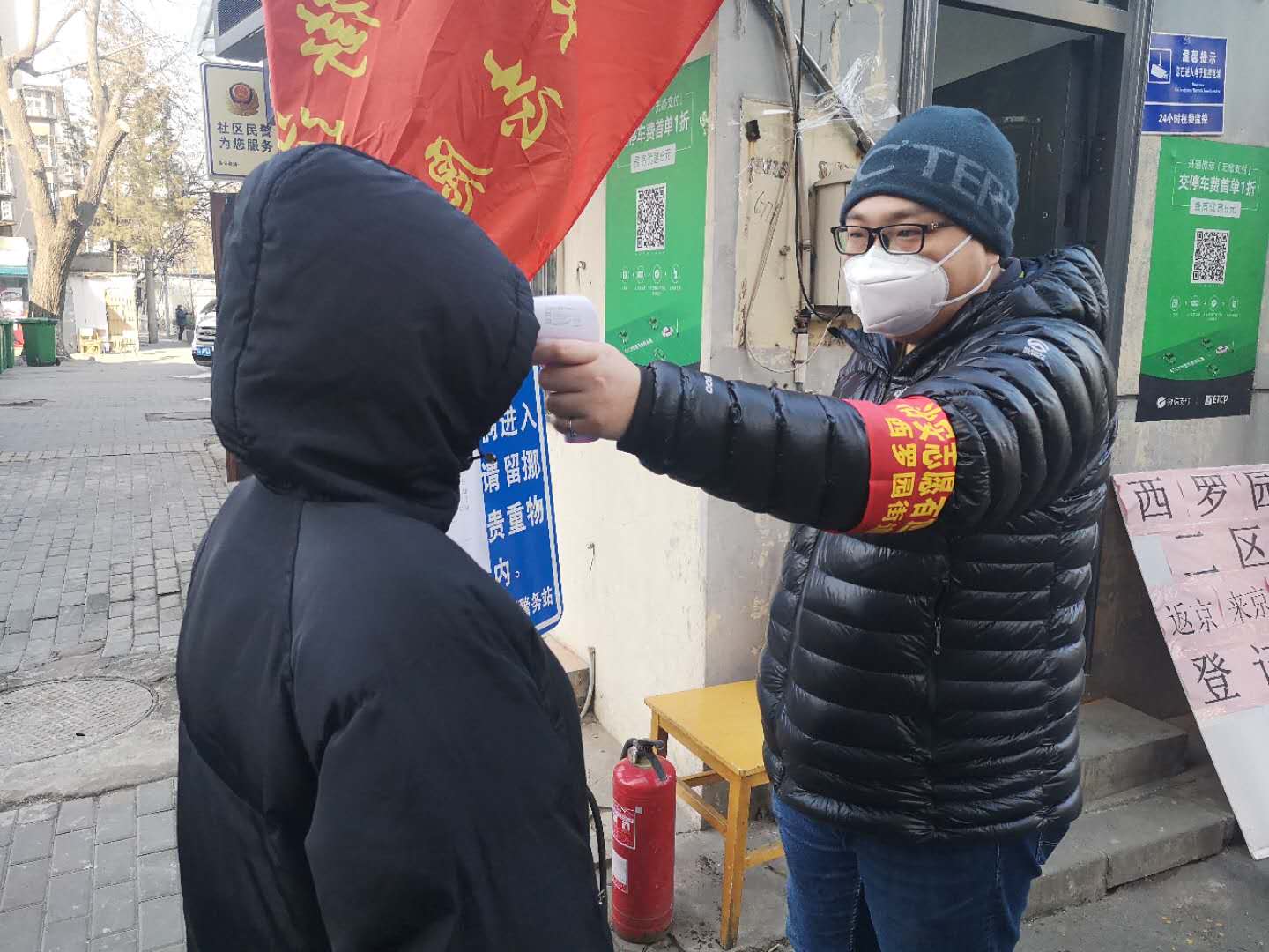 【抗击疫情】北语网院学子在一线