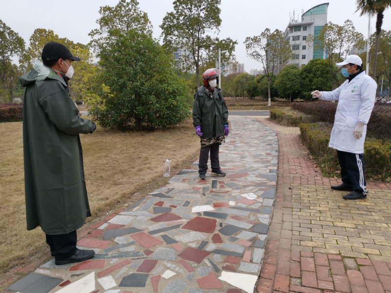 【黄师抗疫】校领导包片开展拉网式大排查