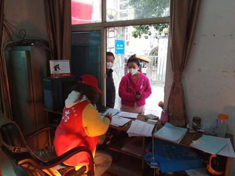 共克时艰抗击疫情民大志愿者在行动