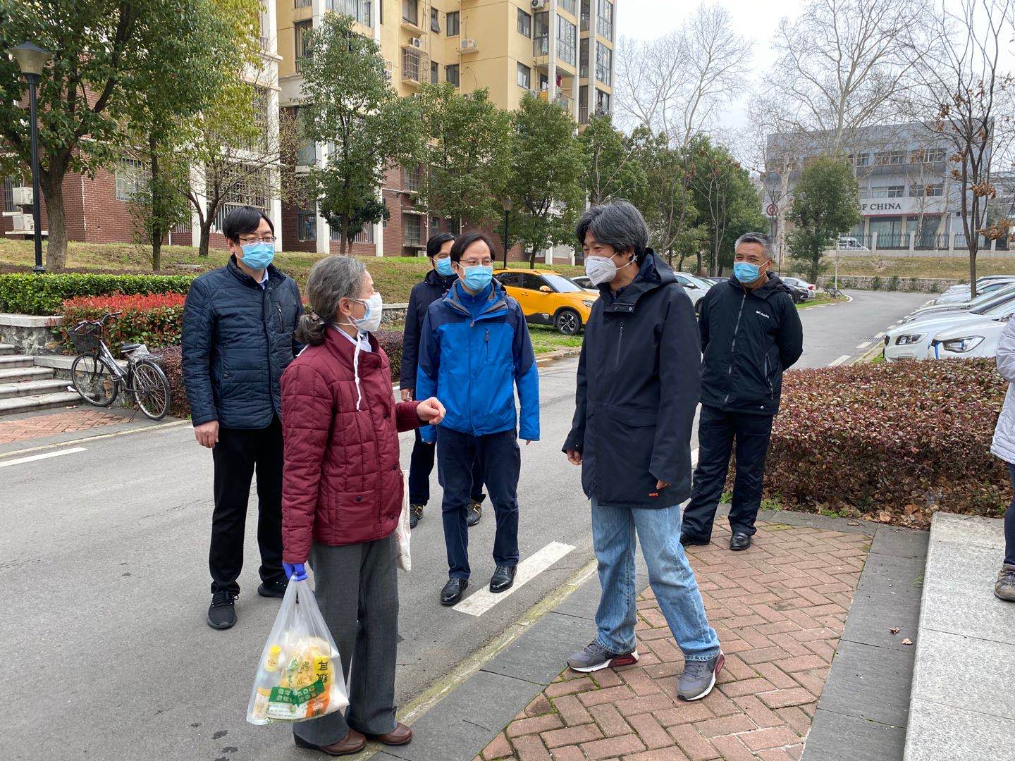 【战“疫”快报】校领导调研基本生活物资供应和保障工作