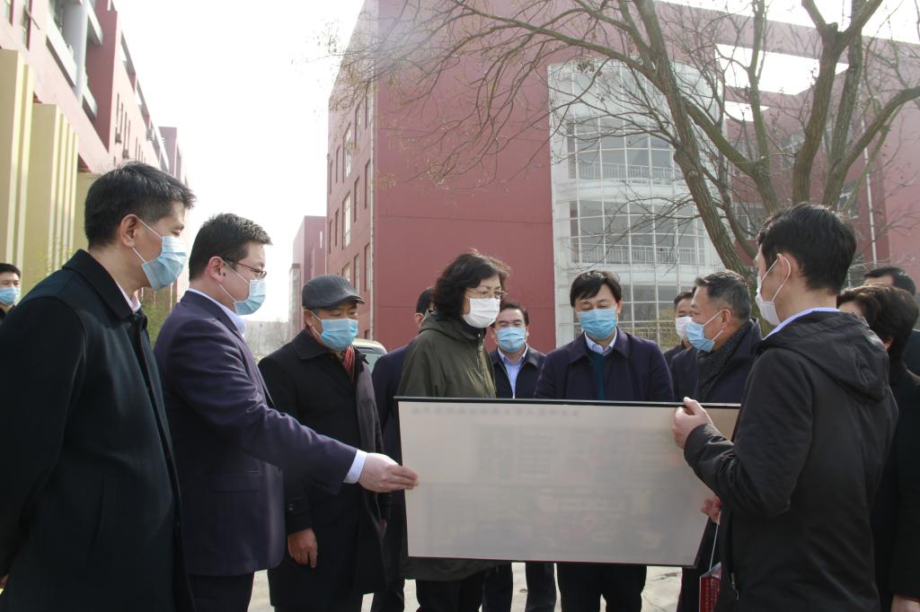 日照市委书记张惠深入曲阜师大调研指导