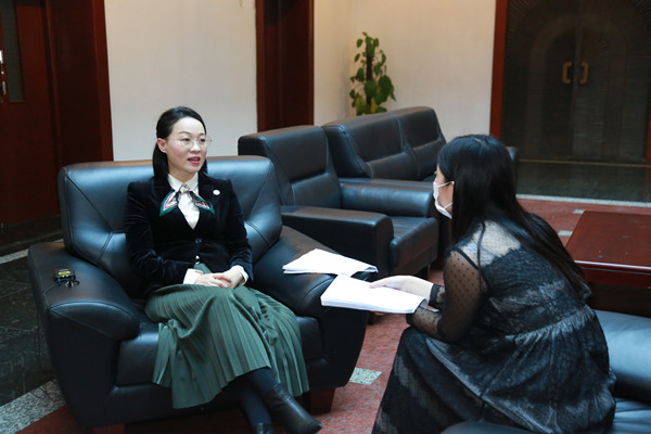 “实力宠爱学子”“硬核科研”　《新快报》整版报道华南理工战疫工作