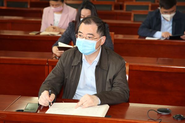 本学期第一次研究生工作例会召开安排部署近期工作