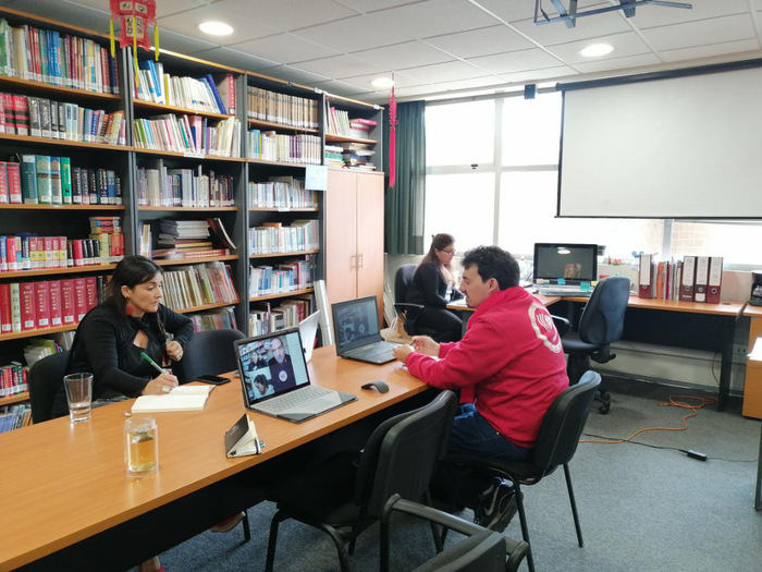【疫情防控】安徽大学孔子学院师生同“心”抗疫