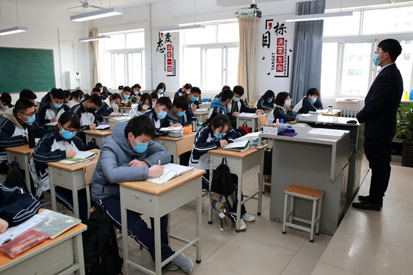 组图：附中高三开学了