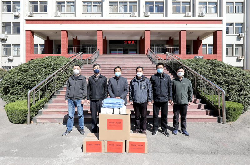 济南丰源鑫盛向泰安校区捐赠疫情防控物资