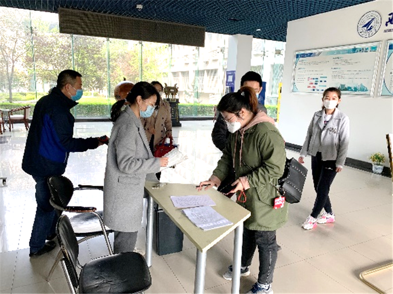 自动化学院认真做好科研区域和办公区域开放工作