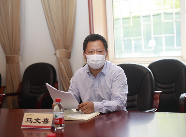 学校疫情防控工作会议要求：做好抓细常态化疫情防控扎实推动各项工作