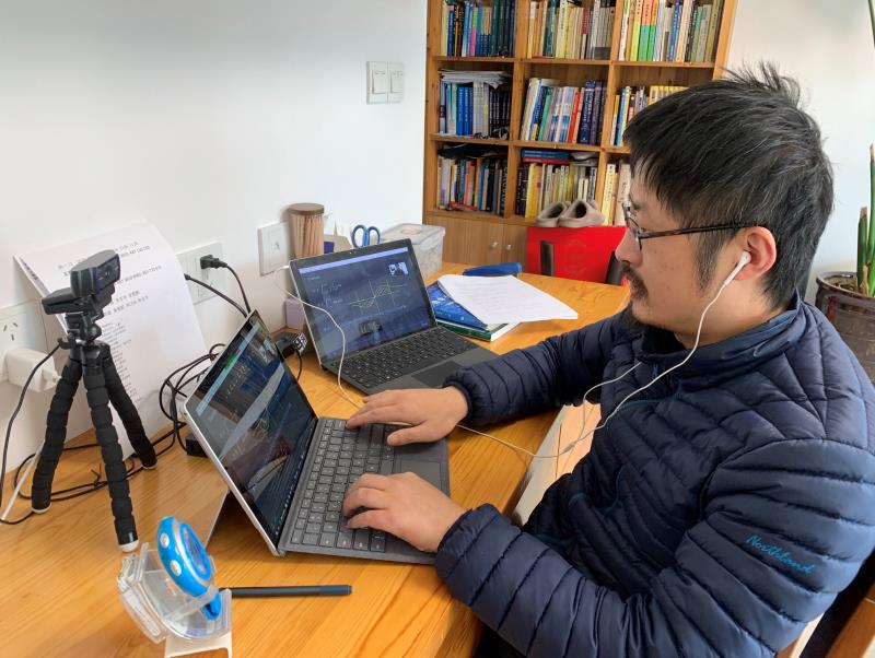 化“危”为“机”，空中课堂书声琅——记广大教师积极探索线上教学新模式
