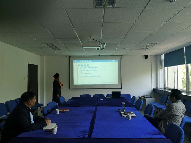 校领导到医学研究院调研工作