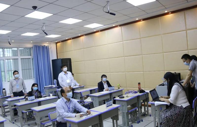 ​我校举行2020年研究生招生网络远程复试模拟演练