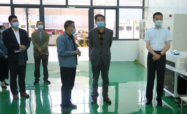 校领导带队检查实验室疫情防控和安全工作