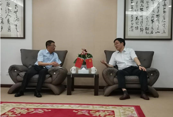 新疆阿合奇县委副书记张跃跃一行来校考察交流