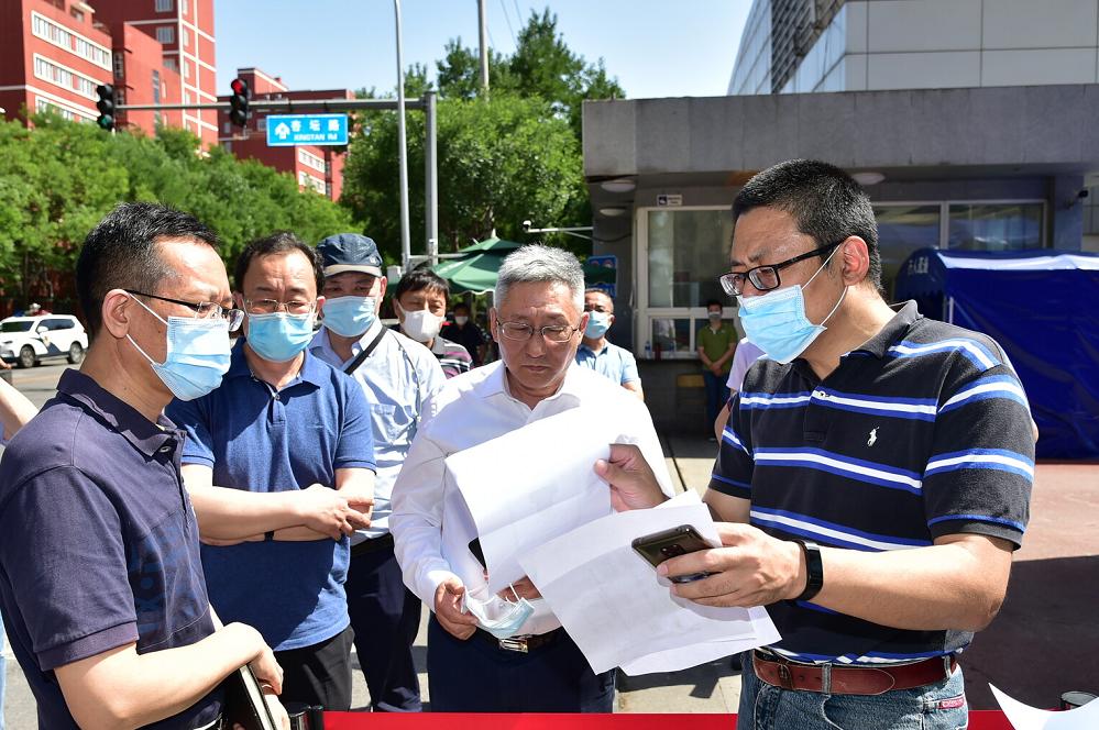 校领导带队实地督导检查毕业生返校准备情况