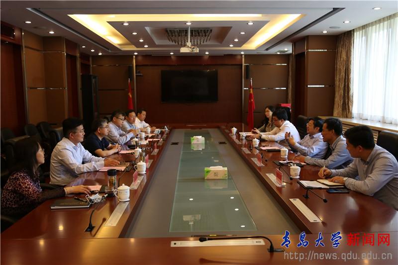 青岛职业技术学院党委书记王金生一行来校调研