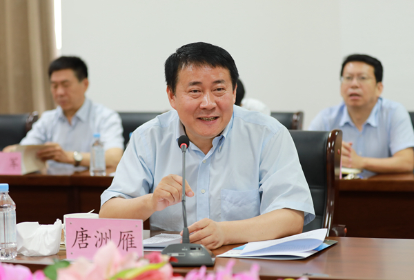 学校召开2020届毕业生座谈会