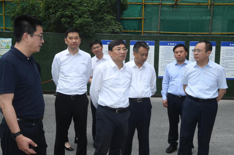 省委常委、南京市委书记张敬华到我校紫金校区考察调研