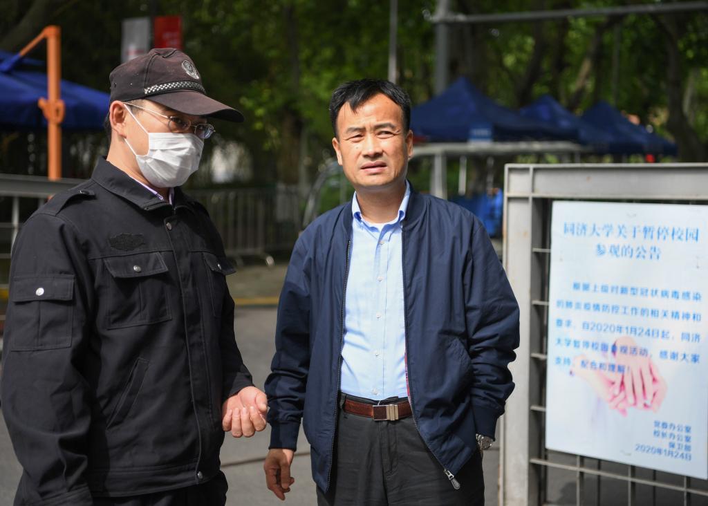 最是平凡砺初心——记2020年“同济大学追求卓越服务奖”获得者杨正宏教授
