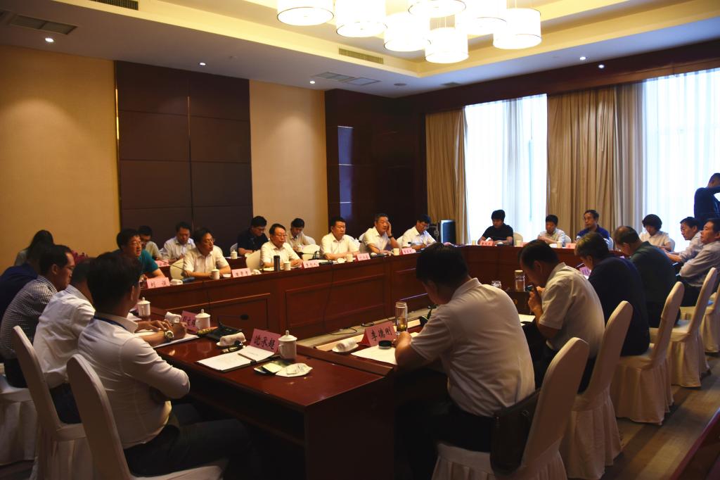校党委书记李忠人、校长沈兴全带队赴忻州进行调研及合作洽谈