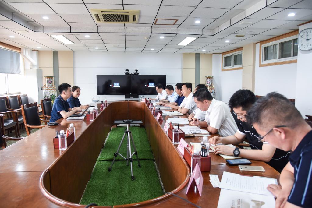 阿里云计算有限公司到曲阜师大洽谈校企合作
