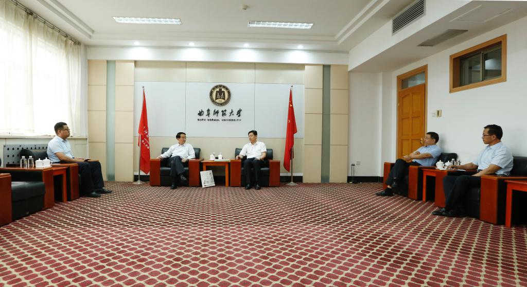 省委教育工委来校调研指导高校统战工作