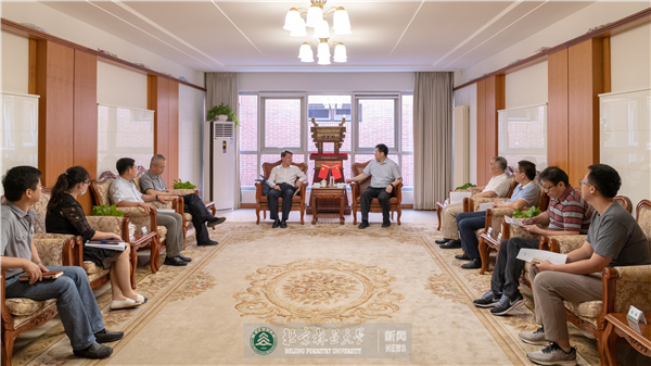 北京市文物局局长一行来校调研