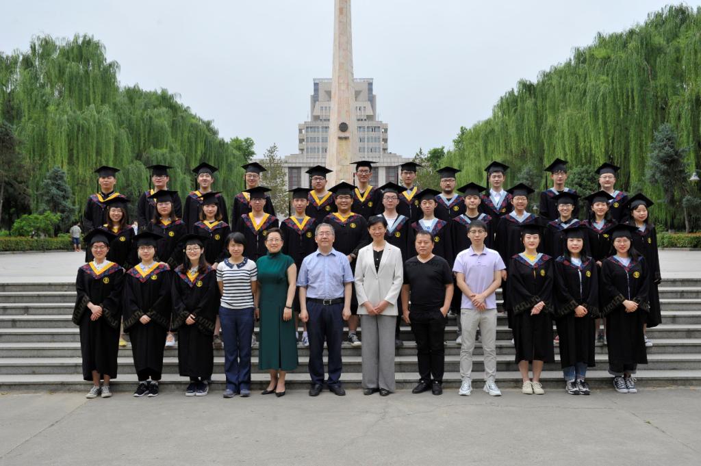 【2020我们毕业了】升学率94%、数篇SCI西安交大再现“学霸班”