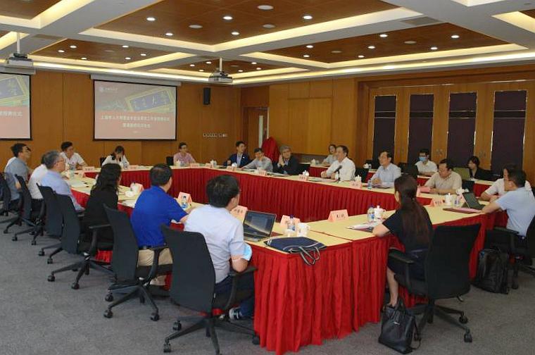 市人大常委会非驻会委员工作室在上海交大揭牌