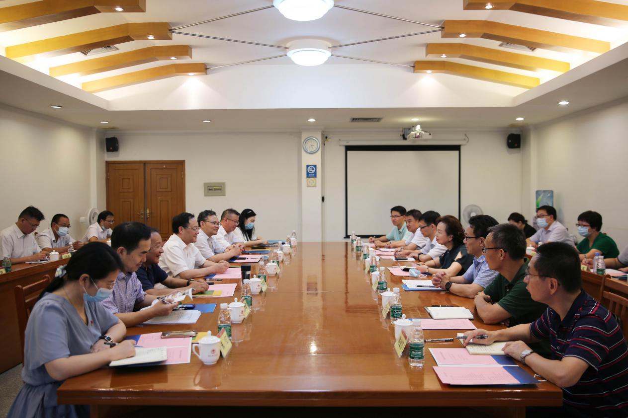 仲恺农业工程学院校长一行来校调研