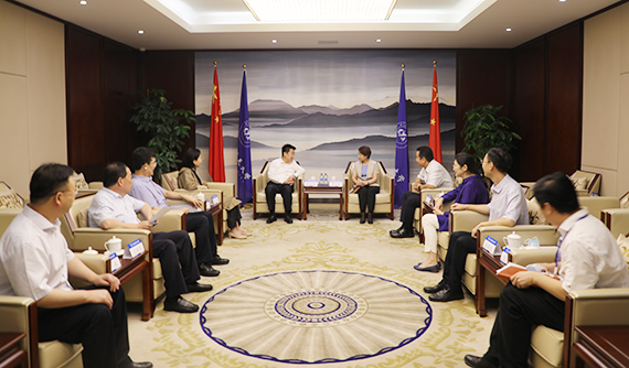 大同市市长武宏文一行来校调研