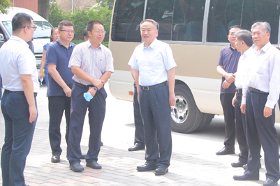 市人大常委会副主任谭延伟一行到创业学院检查指导就业创业工作