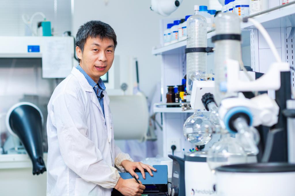 高轲：教学如水大鱼前导小鱼尾随