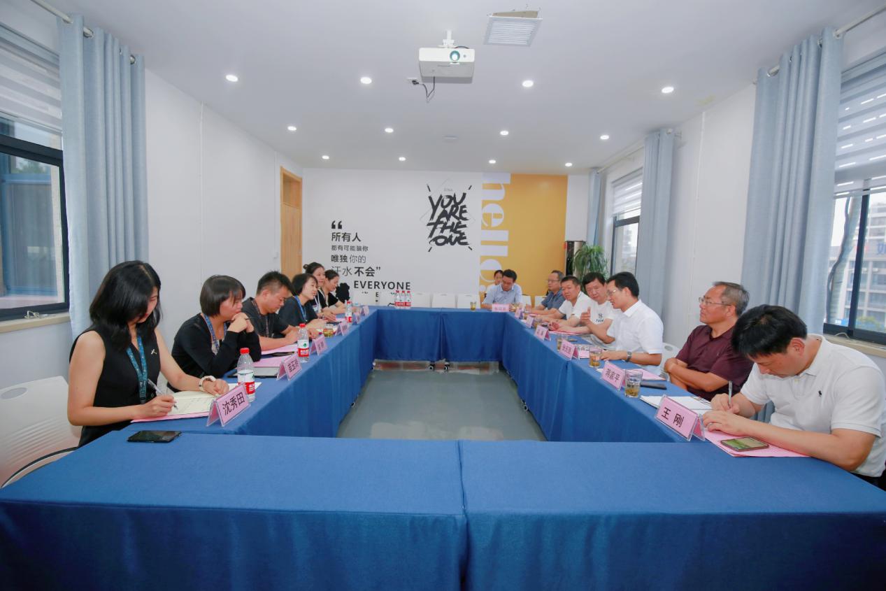 张庆亮校长一行赴新浪安徽调研校企合作事宜