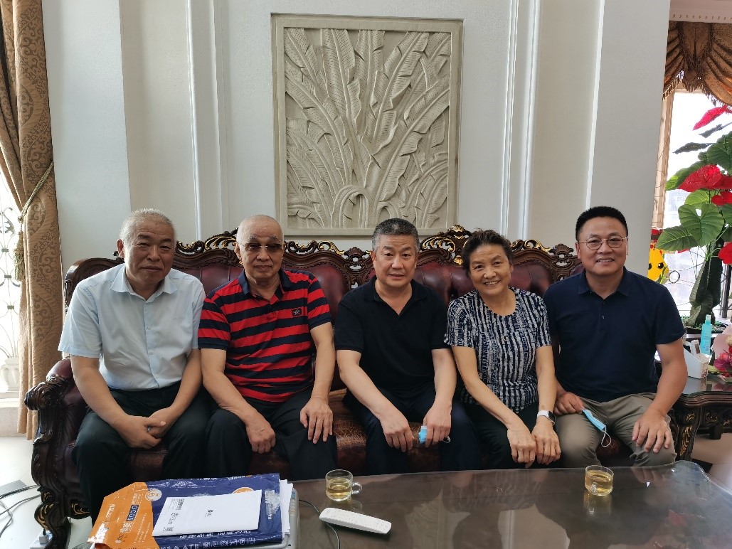 北理工党委书记赵长禄走访看望深圳、上海校友